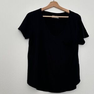 Abercrombie & Fitch Black Short Sleeve Tee